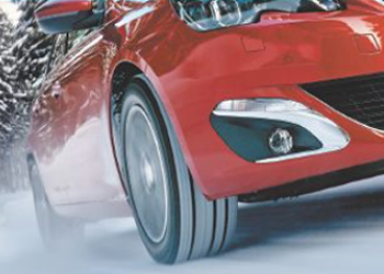 乗用車用スタッドレスタイヤ